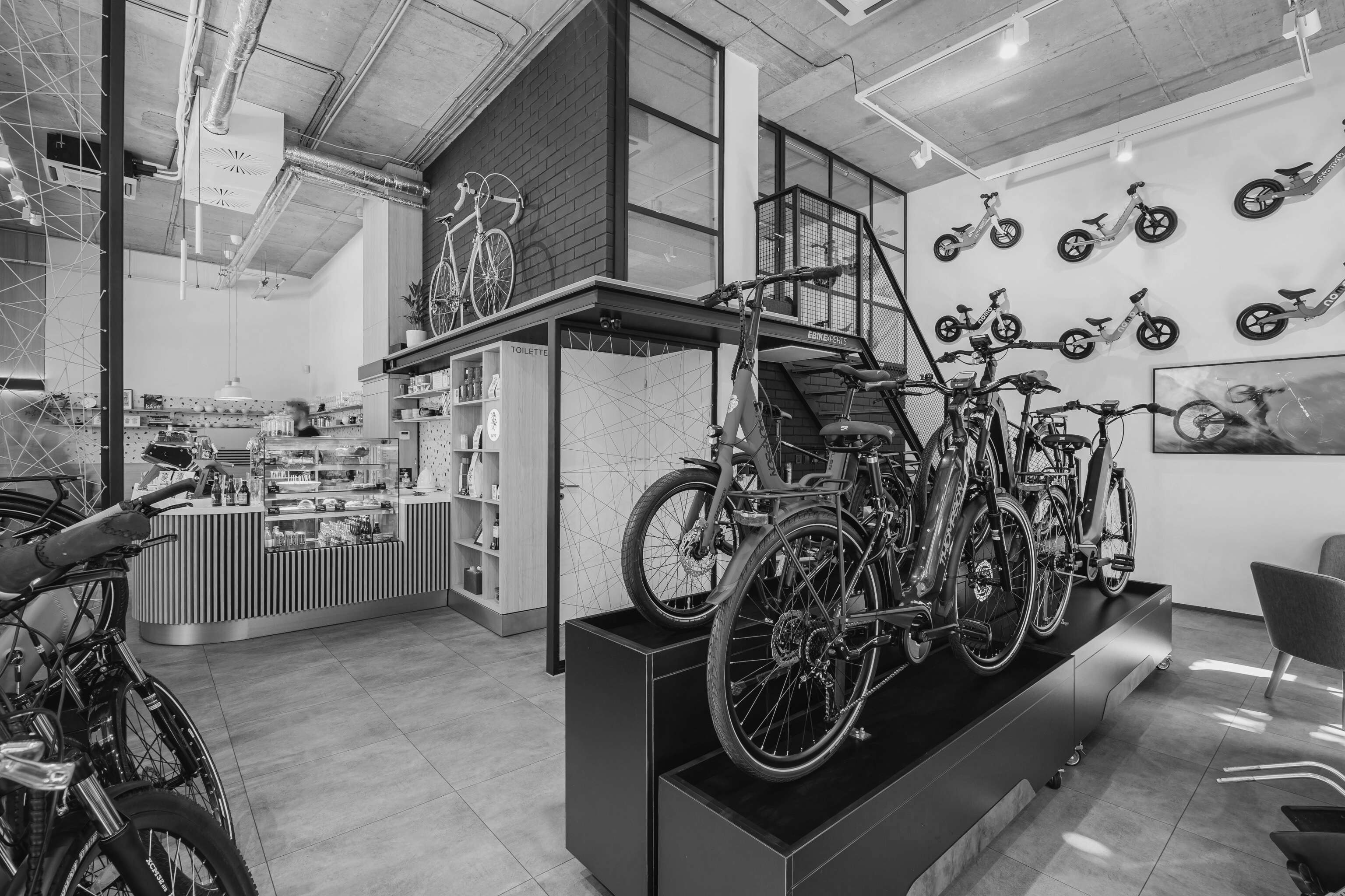 Bringiton coffee and bikes showroom